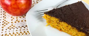 easy-apple-carrot-cake