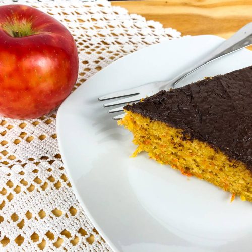 easy-apple-carrot-cake