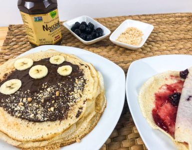 Crepes with hazelnut spread